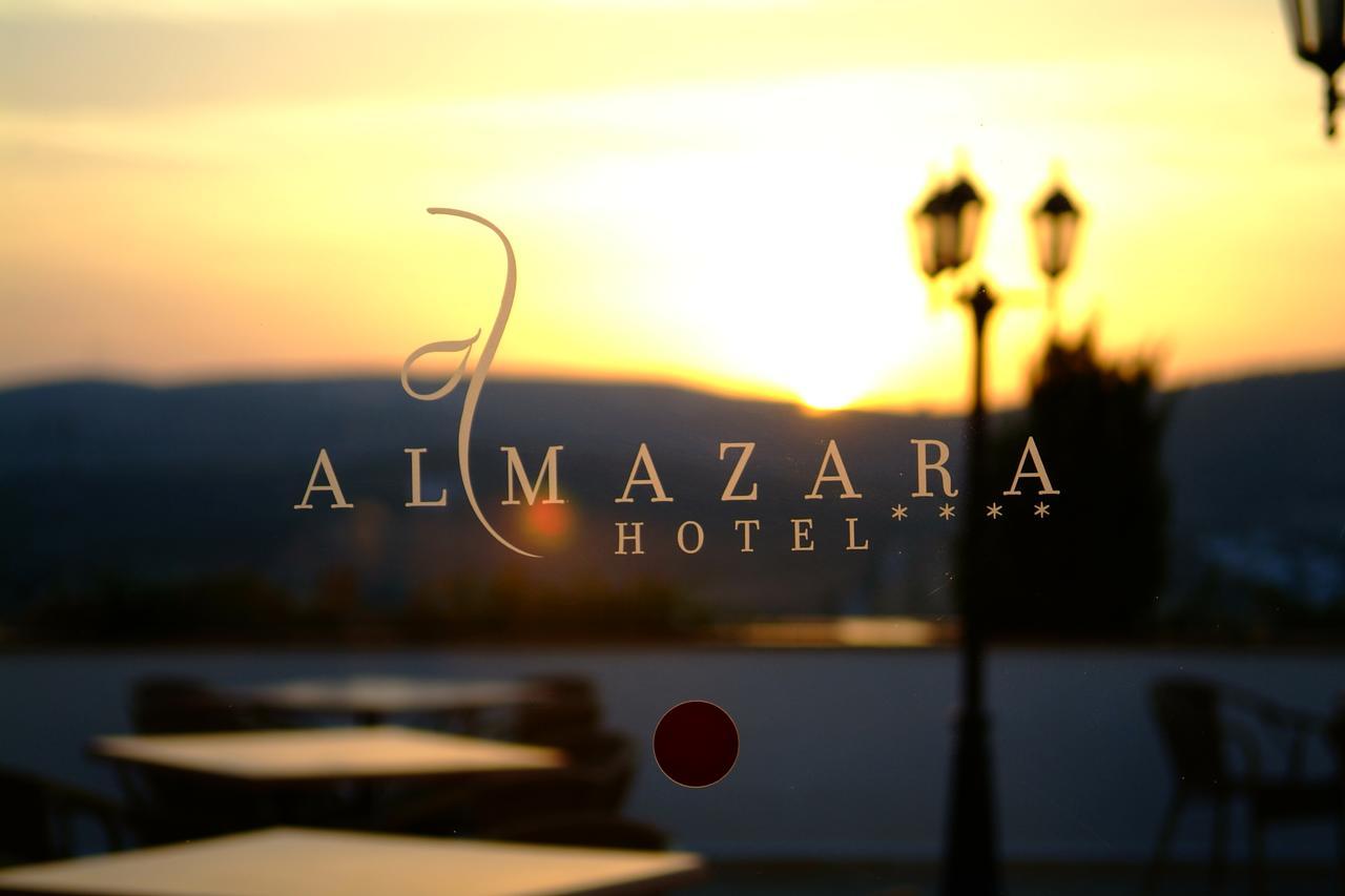 洛哈 Almazara酒店 外观 照片